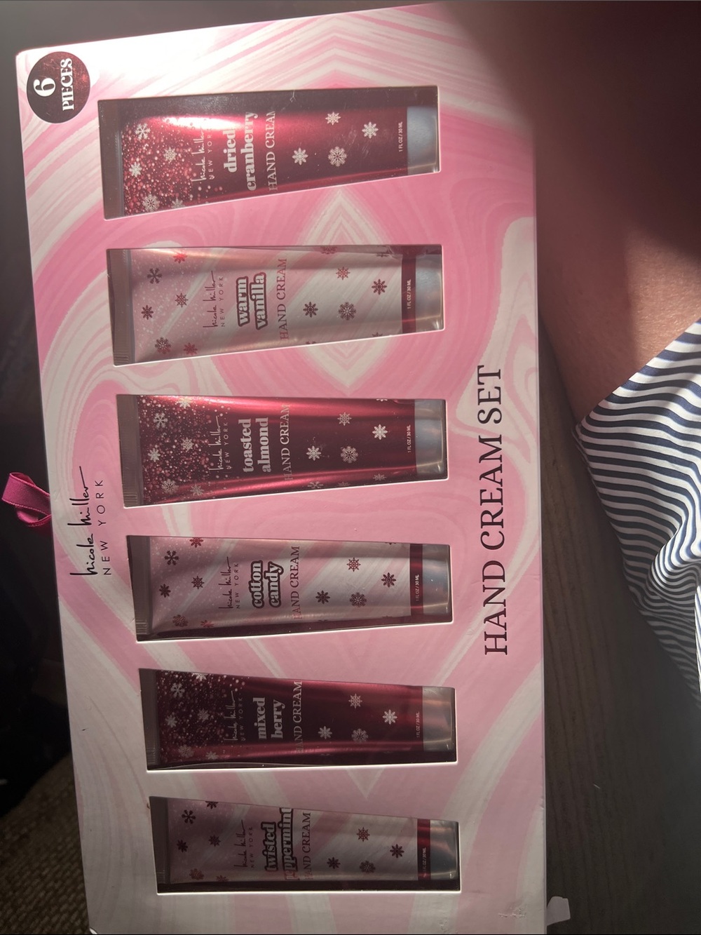 Nicole Miller New York 6-piece hand cream holiday gift set